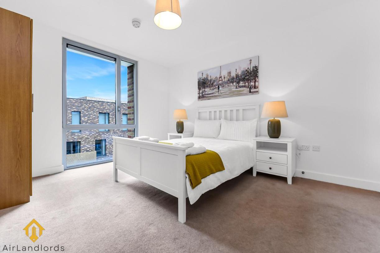לונדון Exclusive 3 Bed 3Bath Penthouse Near Canary Wharf מראה חיצוני תמונה