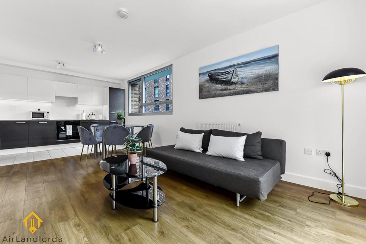 לונדון Exclusive 3 Bed 3Bath Penthouse Near Canary Wharf מראה חיצוני תמונה